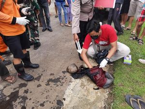 5 Fakta Mayat Pria Gendong Tas Isi Batu di Sungai Tuntang Semarang 5 Fakta Mayat Pria Gendong Tas Isi Batu di Sungai Tuntang Semarang
