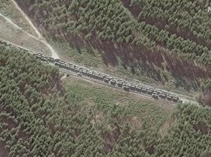 Konvoi Militer Rusia di Utara Ukraina Bergerak Menuju Kiev Konvoi Militer Rusia di Utara Ukraina Bergerak Menuju Kiev