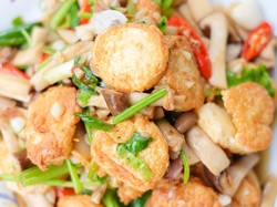 Resep Tumis Tofu dan Jamur Saus Tauco yang Gurih Sedap Rasanya