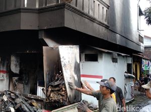 Gegara Tuang Bensin ke Botol, Warung Sembako di Klaten Terbakar Gegara Tuang Bensin ke Botol, Warung Sembako di Klaten Terbakar