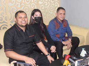 Aska Ongi Bersyukur Aliff Alli Ditahan karena Kasus Dugaan Pemalsuan Dokumen Aska Ongi Bersyukur Aliff Alli Ditahan karena Kasus Dugaan Pemalsuan Dokumen
