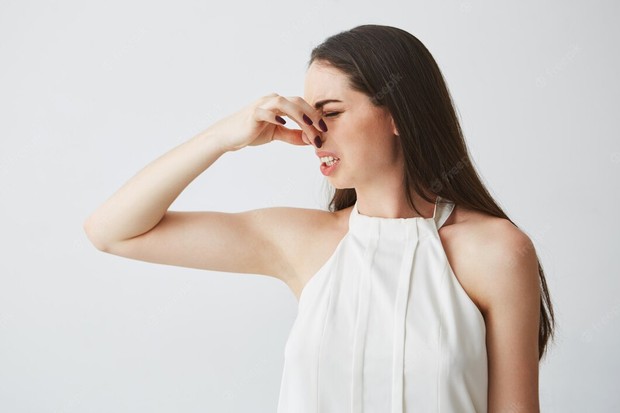 Bau Tidak Sedap/ Foto: freepik.com/cookie_studio Ciri-ciri vagina yang tidak sehat ialah adanya bau tidak sedap.