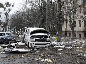 Serangan Roket Hantam Gedung Kepolisian di Kharkiv
