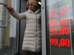 Rubel Sempoyongan, Rusia Kerek Suku Bunga ke 13% Rubel Sempoyongan, Rusia Kerek Suku Bunga ke 13%