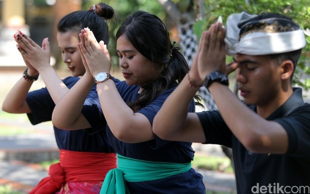 Hiburan Duniawi Dihentikan Sejenak Agar Fokus Beribadah/Foto : inet.detik.com/Agus Tri Haryanto