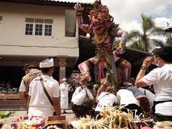 Khidmatnya Umat Hindu di Bekasi Rayakan Tawur Kesanga Jelang Nyepi 2022
