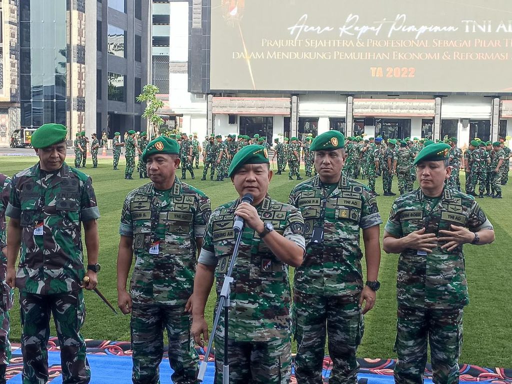 Fakta Seragam Anyar TNI AD Ternyata Bikinan Jenderal Andika