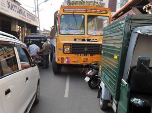 Muram Masa Depan Bus Wisata, Cuma Laku Dijual Kiloan