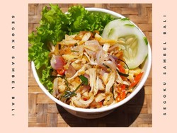 Mau Makan Siang Praktis? Coba Rice Bowl Isi Ayam-Tongkol Lezat Ini