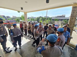 Razia Provost di Polsek Sunda Kelapa, 3 Polisi Gondrong Diminta Cukur Razia Provost di Polsek Sunda Kelapa, 3 Polisi Gondrong Diminta Cukur