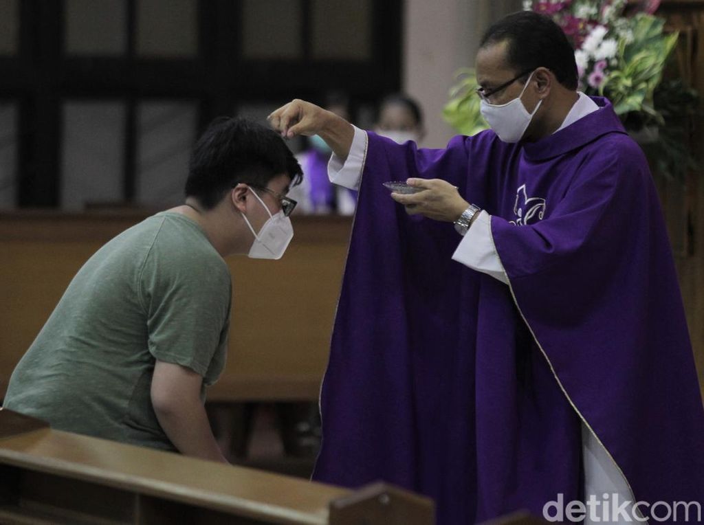 Pengertian Rabu Abu Bagi Umat Katolik hingga tentang Pantang-Puasa Pengertian Rabu Abu Bagi Umat Katolik hingga tentang Pantang-Puasa