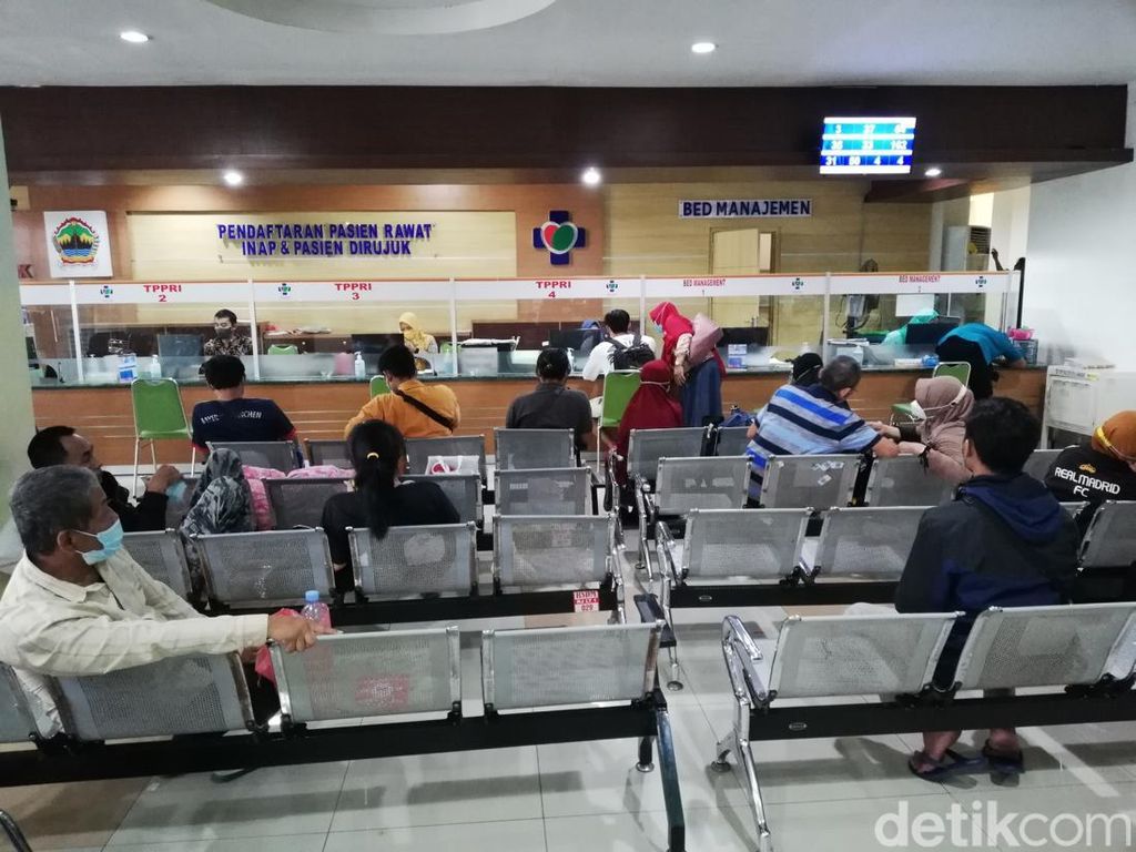 Corona di Solo Ngegas! Ruang Isolasi COVID RSUD dr Moewardi Sisa 20 Kamar Corona di Solo Ngegas! Ruang Isolasi COVID RSUD dr Moewardi Sisa 20 Kamar