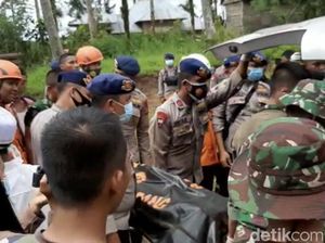 Tim SAR Gabungan Temukan Satu Jasad Korban Gempa Pasaman