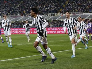 Video: Kemenangan Dramatis Juventus atas Fiorentina di Leg Pertama