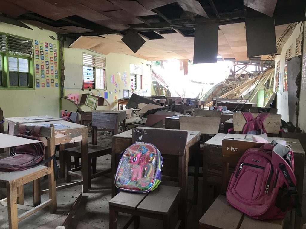 24 Sekolah Rusak Berat Akibat Gempa di Pasaman Barat