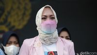 Air Mata Angelina Sondakh Setelah Bebas dari Penjara