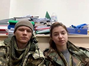 Kisah Pengantin Baru di Ukraina: Bukannya Bulan Madu, Malah Angkat Senjata