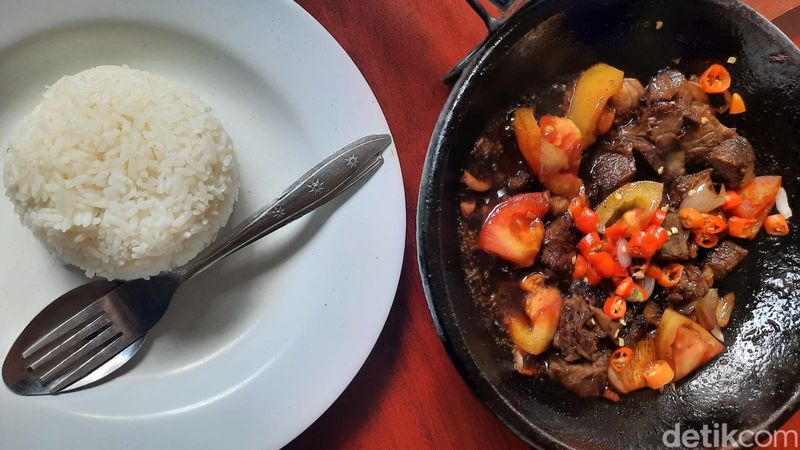 Iga Bakar Si Jangkung Bandung