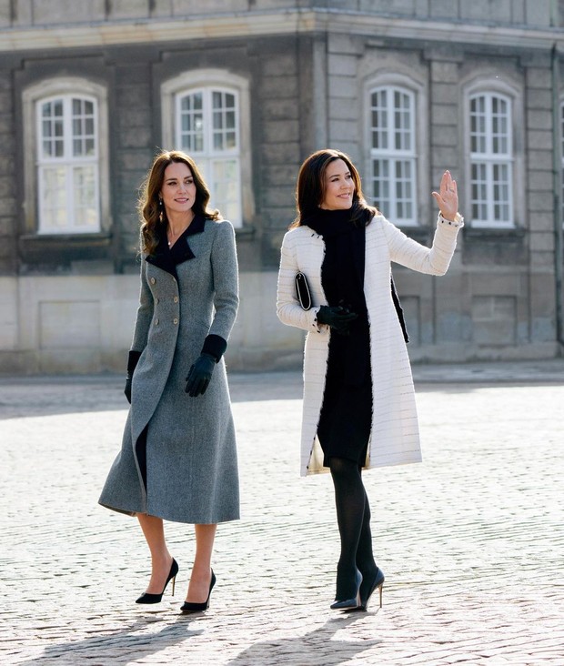 Kate Middleton dan Putri Mary