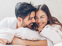 Sedang Program Hamil? Konsumsi 15 Makanan Peningkat Kesuburan Ini