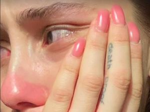 Curhat Sedih Para Model Ukraina, Nangis karena Terdampar Setelah Fashion Week