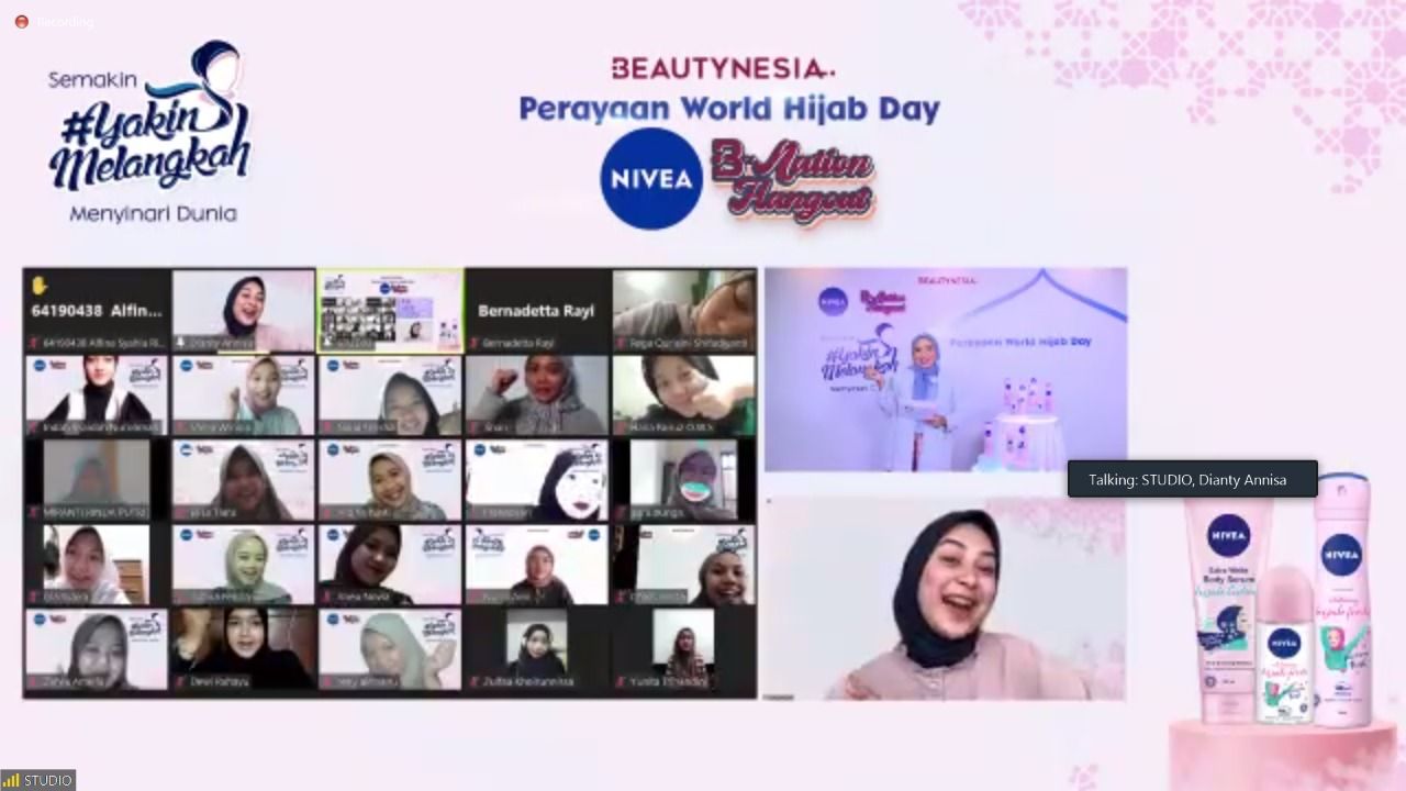 Acara virtual Nivea World Hijab Day.