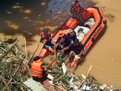 2 Korban Banjir Serang Masih Dicari