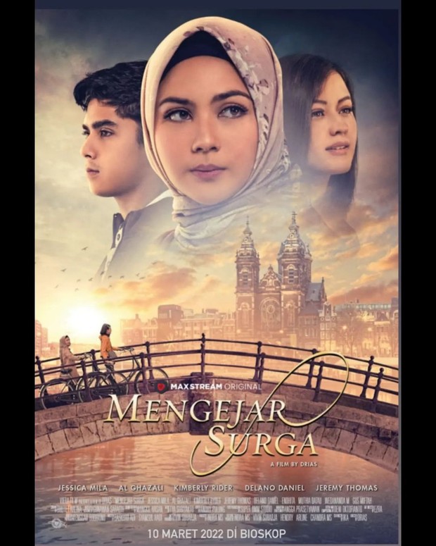 Poster Film Mengejar Surga/Foto:instagram/@boxofficemovie_ Poster Film Mengejar Surga