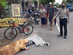 Pesepeda Meninggal di Dekat Tanggul Lumpur Sidoarjo Diduga Serangan Jantung
