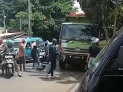 CCTV Lokasi Pria Banting-Injak Sopir Truk di Cibubur Dicek, Apa Hasilnya?
