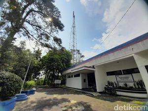 Melihat Stasiun Pemancar Televisi Tertua di Sumedang Melihat Stasiun Pemancar Televisi Tertua di Sumedang