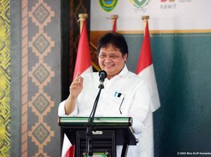 Airlangga Dorong Percepatan Program Peremajaan Sawit di Muara Enim