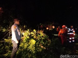 Longsor Timpa Ruas Jalan di Manado Sulut Tewaskan Seorang Pemotor