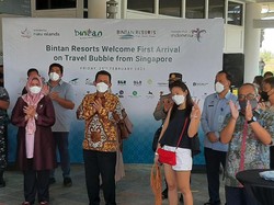 PCR dan Antigen Sudah Tak Wajib untuk Transportasi Domestik, Buat Turis?