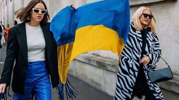 Foto: Perjuangan Model Ukraina di Tengah Riuhnya Perang dan Pekan Mode/ Instagram.com/voguemagazine
