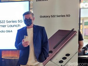 Gading Marten Lebih Suka Street Photography Pakai Ponsel Ketimbang DSLR