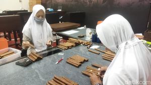 Ini Dia Cerutu Made In Jember yang Mendunia