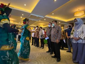 Rektor Unhas Prof Dwia Pamit di Arena Mubes: Saya Sisa Menghitung Hari Rektor Unhas Prof Dwia Pamit di Arena Mubes: Saya Sisa Menghitung Hari