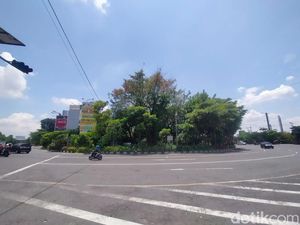 Warga Kampung di Tengah Jalan Surabaya Minta Ganti Rugi Tanah Rp 19 Juta/M Warga Kampung di Tengah Jalan Surabaya Minta Ganti Rugi Tanah Rp 19 Juta/M