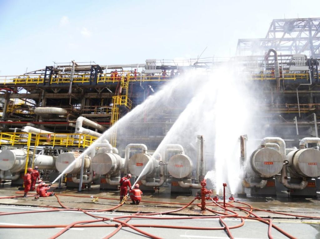 Kilang Pertamina Kebakaran Lagi, Impor BBM Diramal Makin Bengkak Kilang Pertamina Kebakaran Lagi, Impor BBM Diramal Makin Bengkak