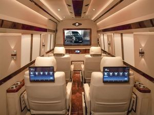 Modifikasi Interior Mercedes-Benz Sprinter Serasa Jet Pribadi Modifikasi Interior Mercedes-Benz Sprinter Serasa Jet Pribadi