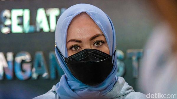 Momen Angelina Sondakh Wajib Lapor Usai Bebas dari Penjara