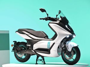 Skuter Listrik Yamaha E01 Bakal Diboyong ke Indonesia? Skuter Listrik Yamaha E01 Bakal Diboyong ke Indonesia?