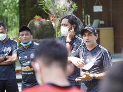 Arema FC Coba Move On dari 2 Kekalahan di Derbi Jatim