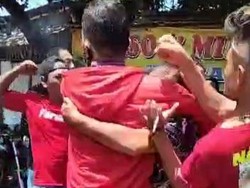 Kronologi Preman Mojokerto Dikeroyok Sopir Truk Hingga Babak Belur