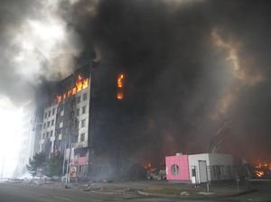 Pusat Logistik Ukraina Membara Digempur Tentara Rusia