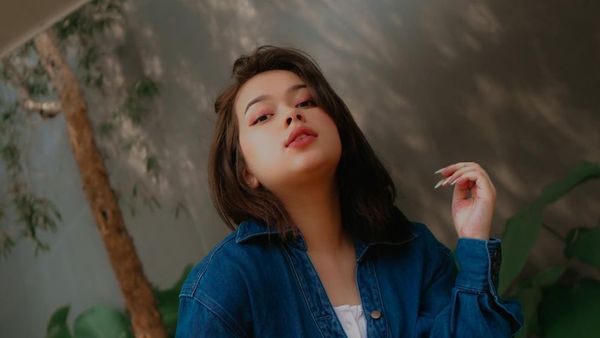 8 Pesona Rebecca Klopper yang Diisukan Jadi Pacar Baru Fadly Faisal