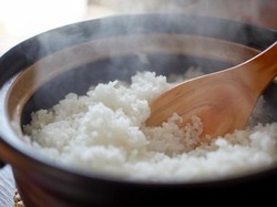 Tips Masak Nasi agar Kalorinya Susut hingga 50 Persen, Contek Yuk!