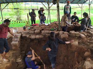 Harta Karun Candi Peninggalan Mpu Sindok di Mojokerto Dijarah