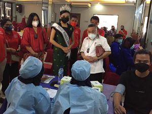 Legislator PDIP Inisiasi Vaksinasi Booster bagi Jemaat Gereja di DKI